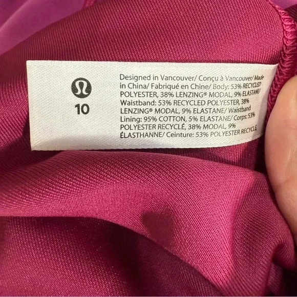 Lululemon Softstreme Gathered T-Shirt size 10 super soft - Picture 4 of 4